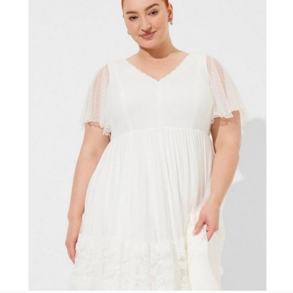 Torrid boho wedding gown - Picture 4 of 7